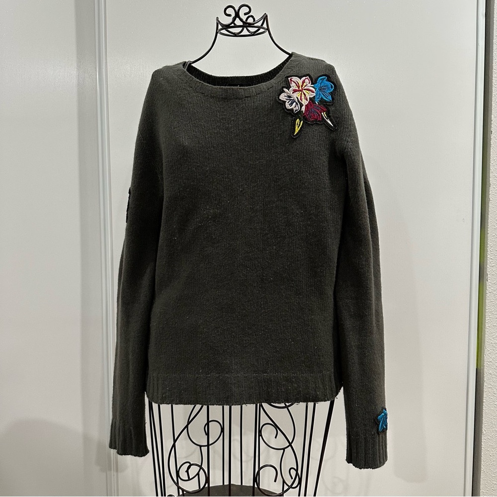 Max & co. Women's wool sweater with flower appliqués